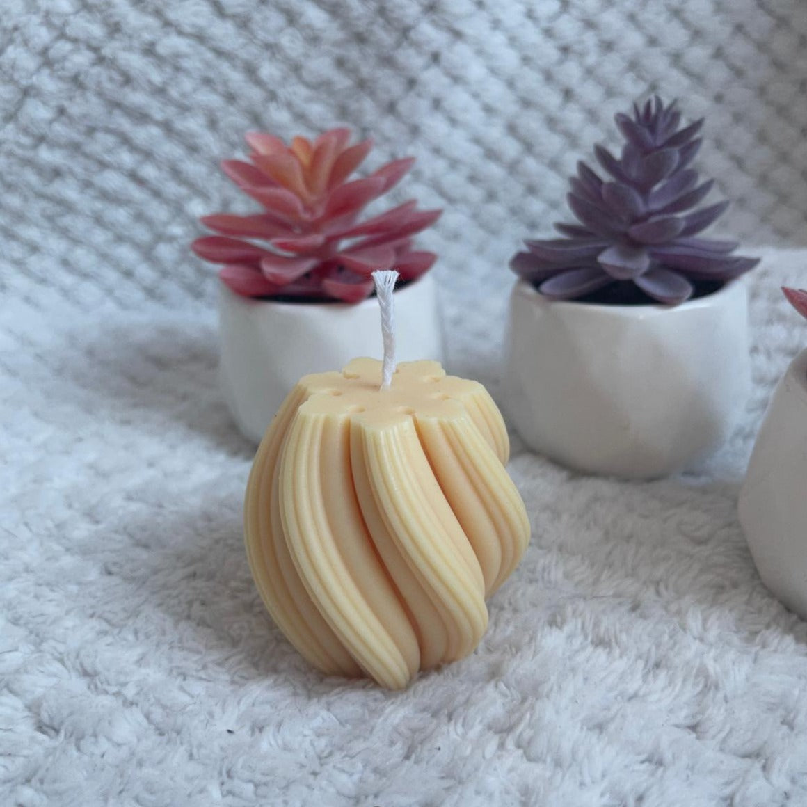 Swirl Candle